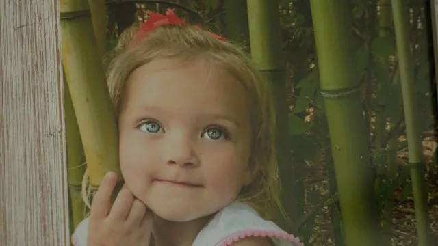 close up photo of a child