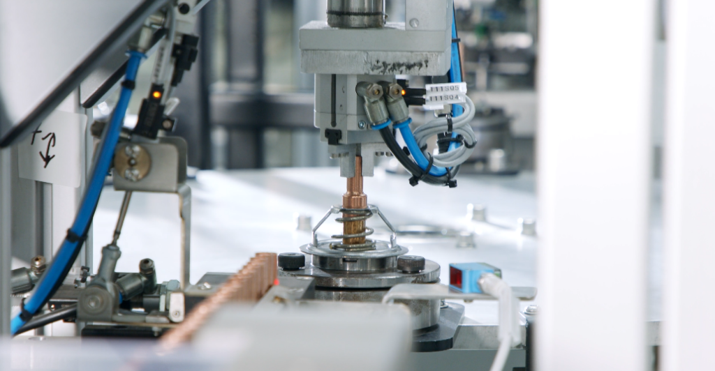 Manufacturing Video Production in Texas Showcasing Facility Scale and Engineering Precision to Win Global Contracts Mosaic Media Films